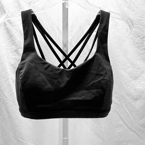 Lululemon Womens Size 10 Free To Be Serene Sports Black Excellent used Condition